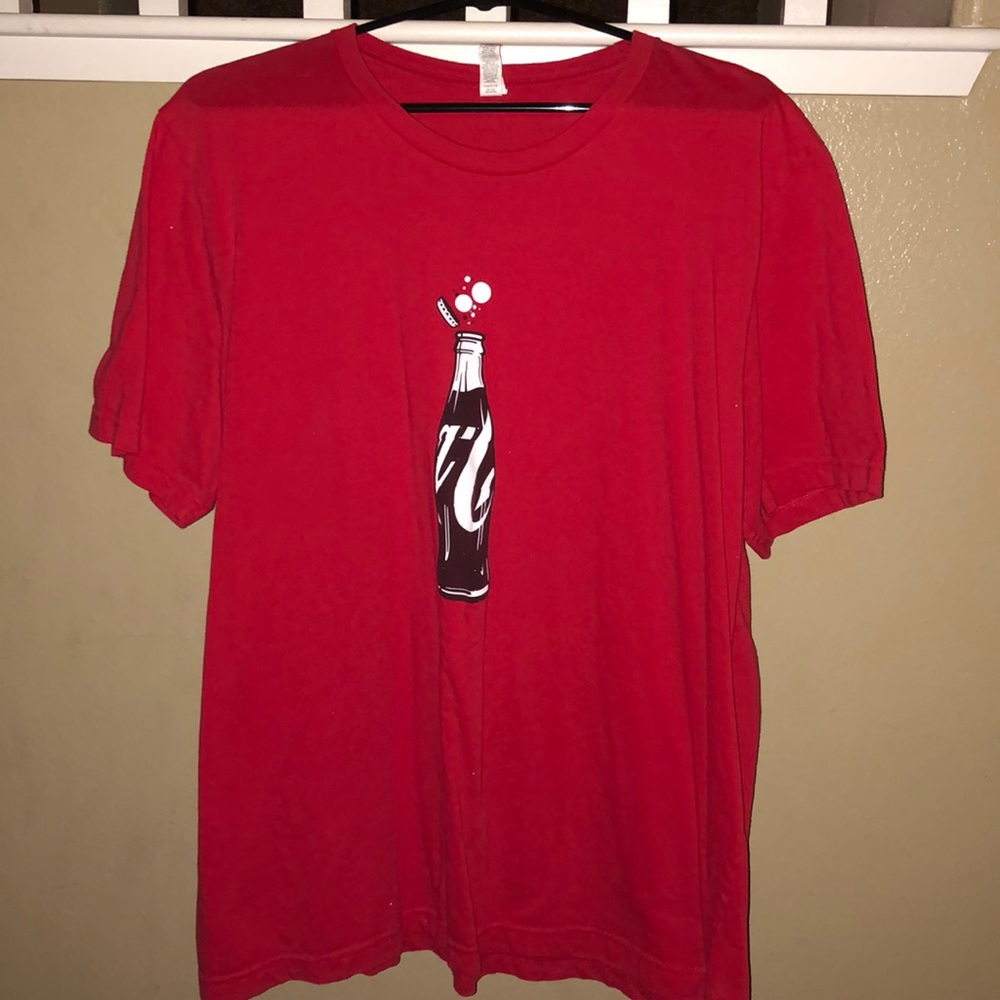 Coca-Cola T-shirt. Celebrating 100 yrs bottleshape